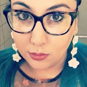 Meet your Posher, Denise